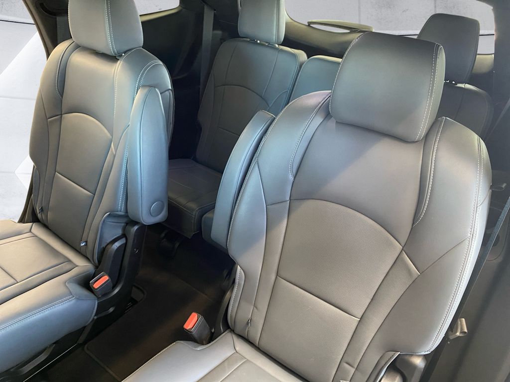 2024 Buick Enclave Premium photo 18