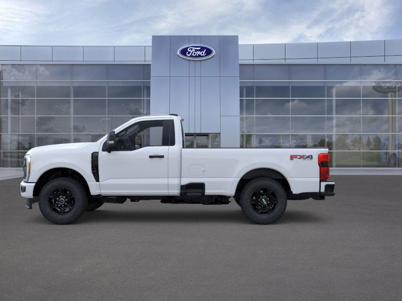 2025 Ford F-350 XL photo 3