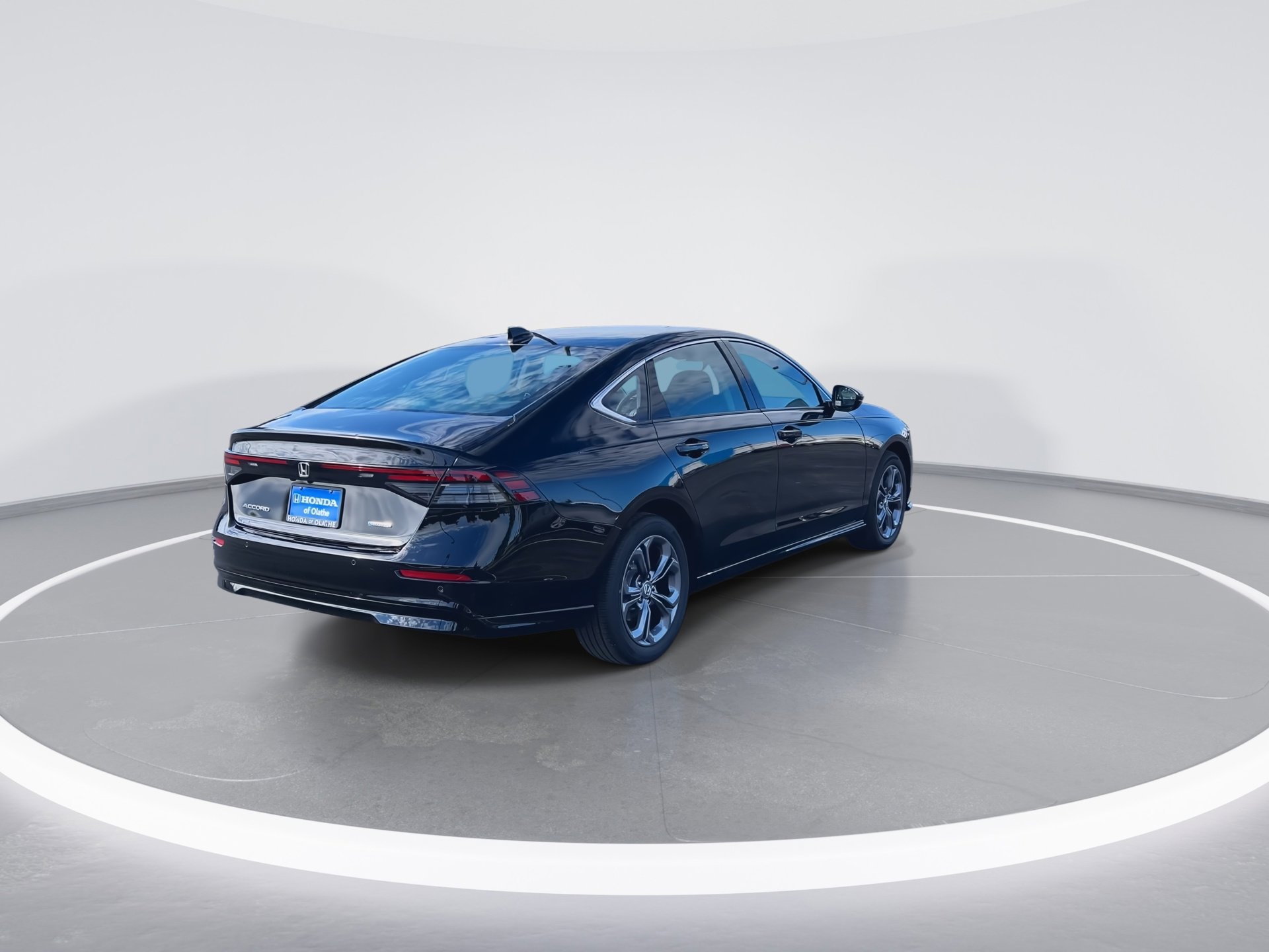 2025 Honda Accord Hybrid EX-L photo 4