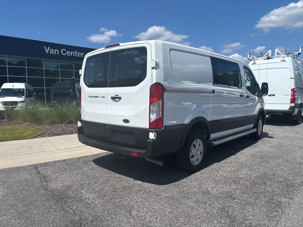 2023 Ford Transit Cargo Van photo 3