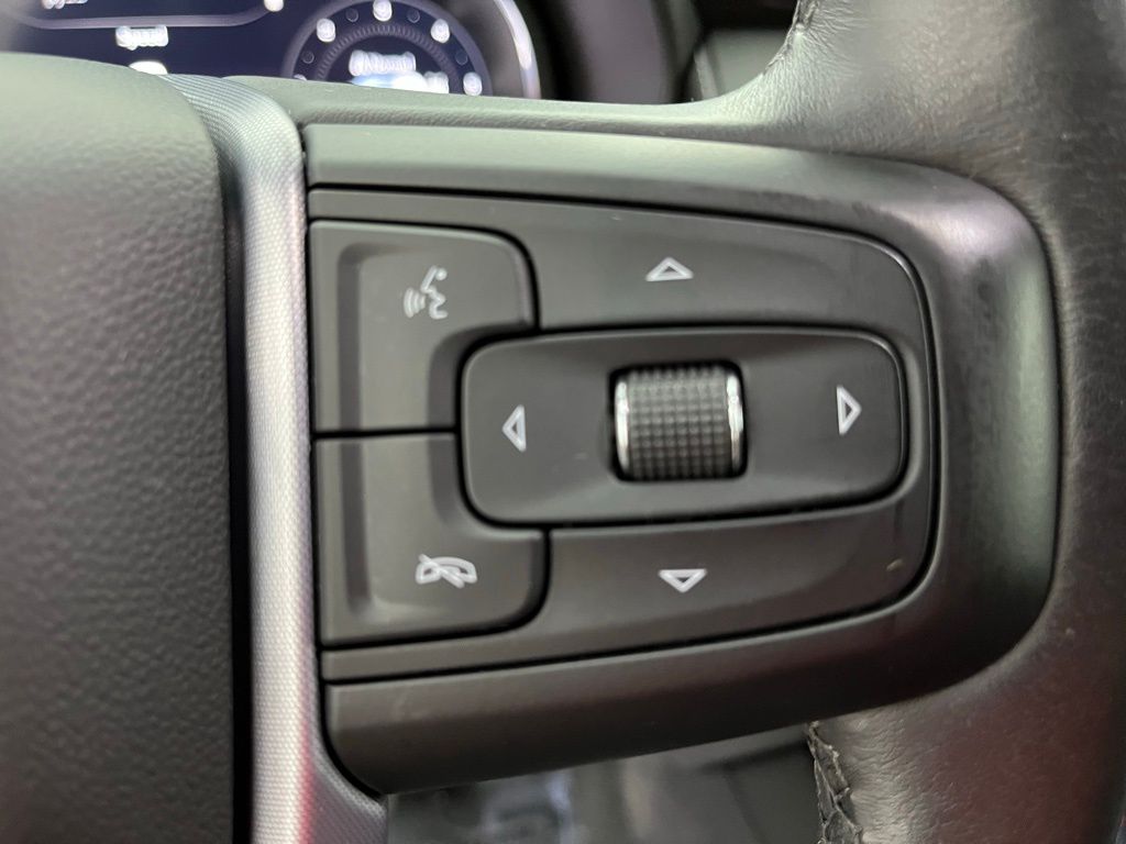 2022 Gmc Yukon SLE photo 12