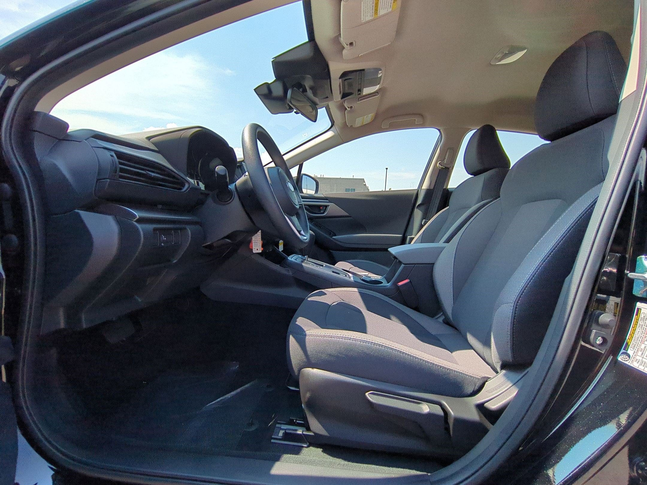 2025 Subaru Impreza Base photo 13