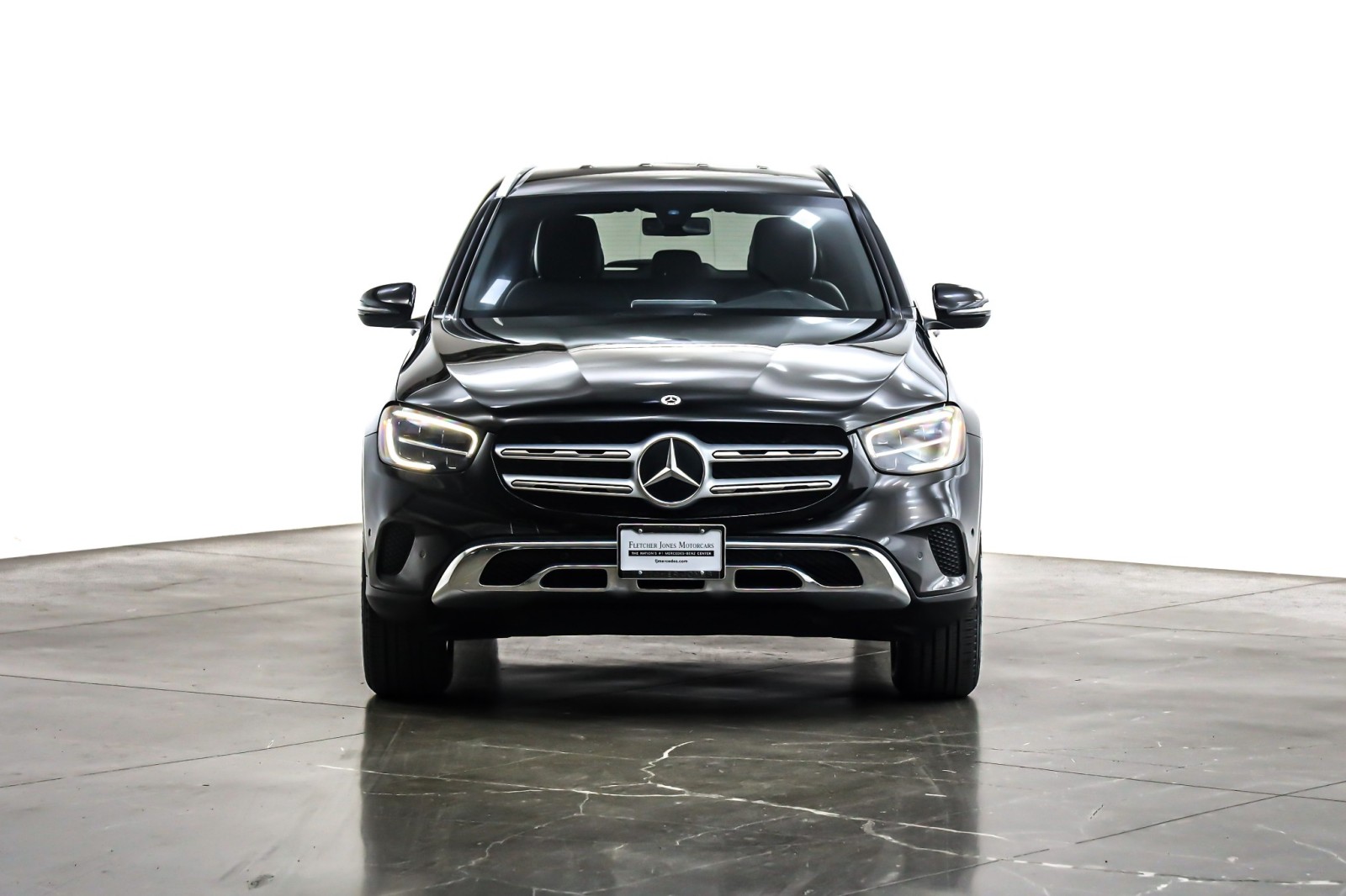 2021 Mercedes Benz GLC 300 photo 2