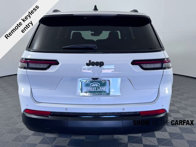 2023 Jeep Grand Cherokee Laredo Altitude photo 7