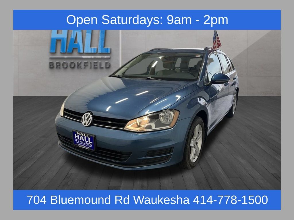 2015 Volkswagen Golf SportWagen TDI S's photo