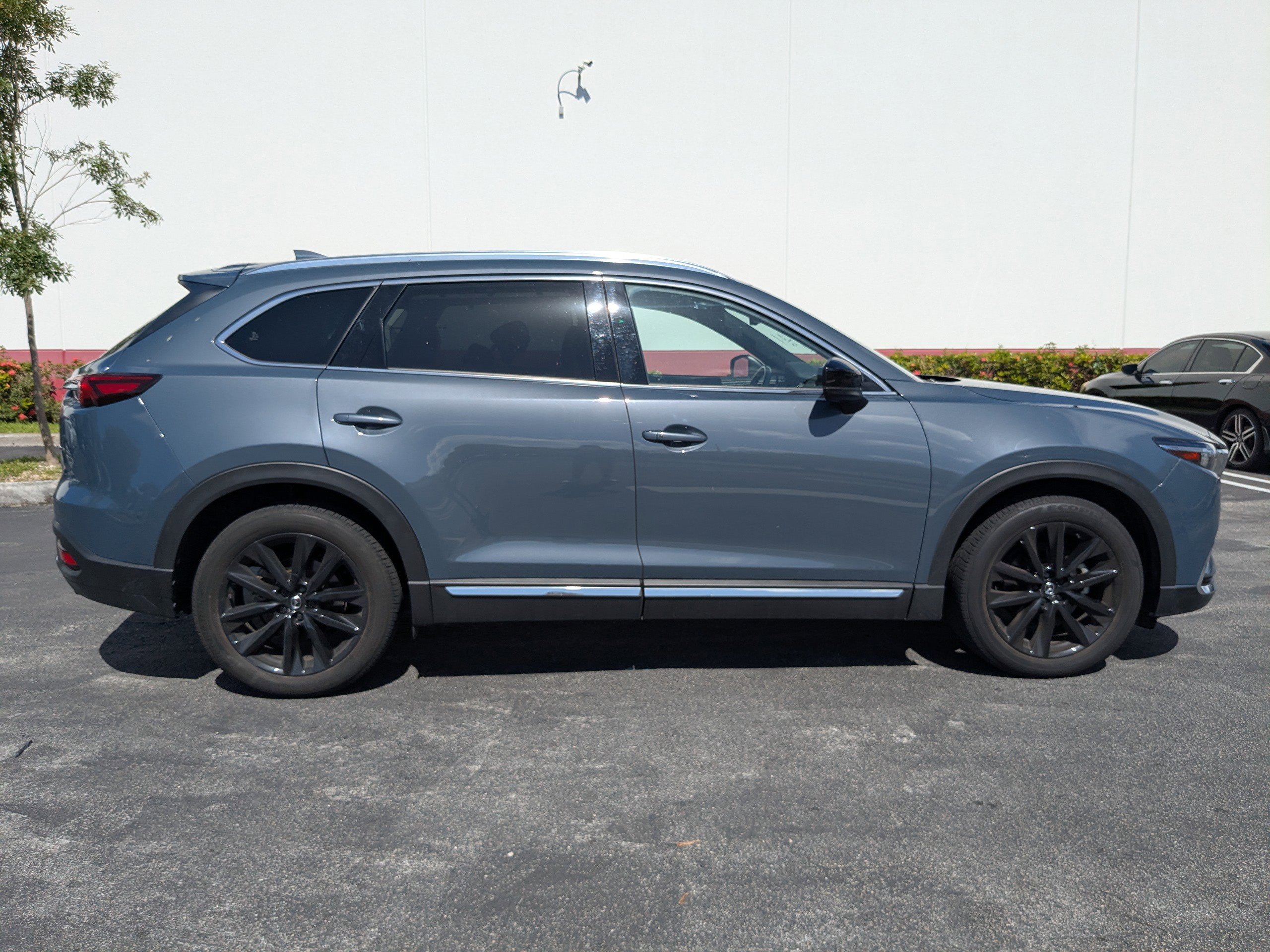 2023 Mazda CX-9 Carbon photo 3
