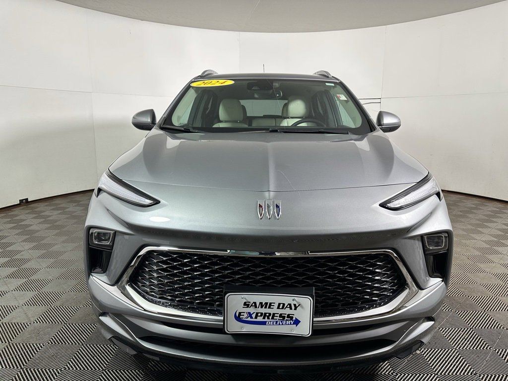 2024 Buick Encore GX Avenir photo 10