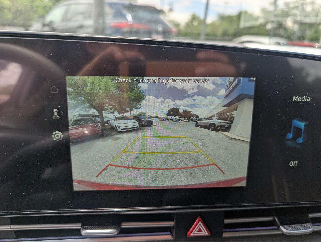2025 Hyundai Elantra Hybrid SEL Sport photo 14