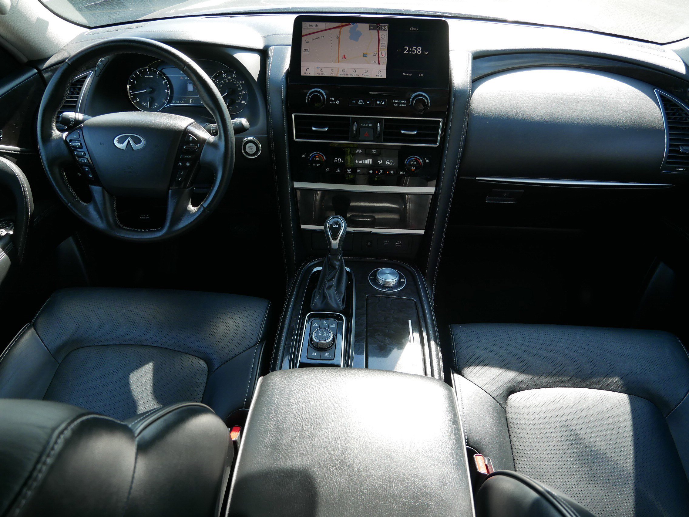 2024 Infiniti QX80 Luxe photo 10