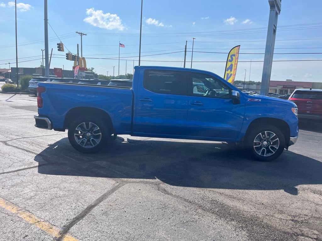 2025 Chevrolet Silverado 1500 LT1 photo 6