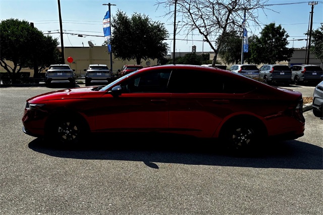 2025 Honda Accord SE photo 3