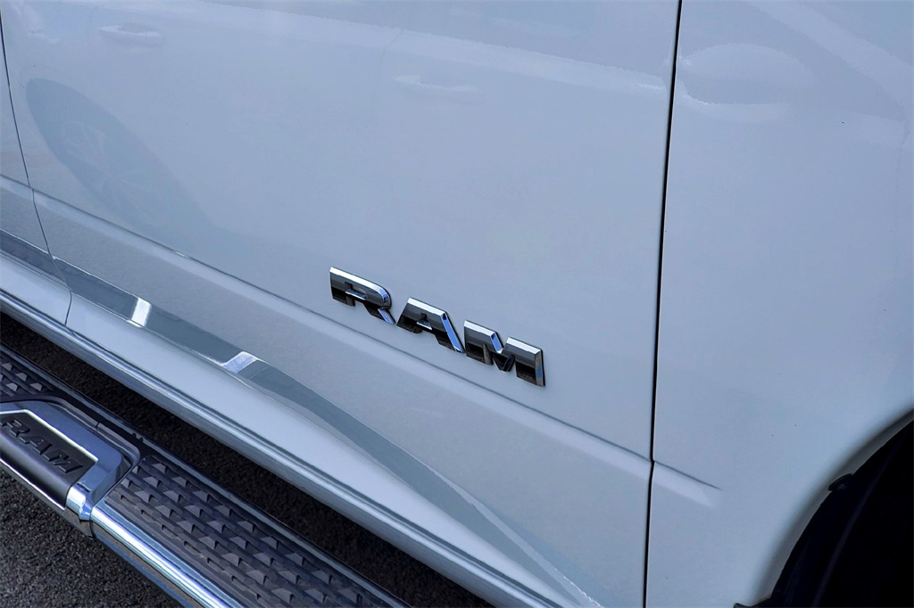 2024 Ram 2500 Big Horn photo 6