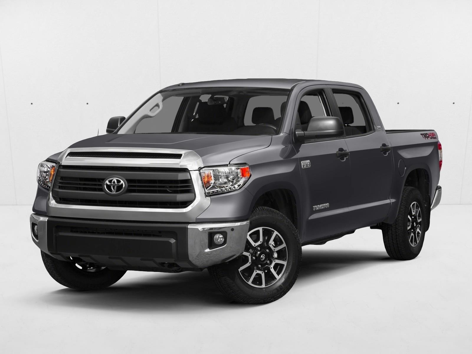 2016 Toyota Tundra SR5's photo