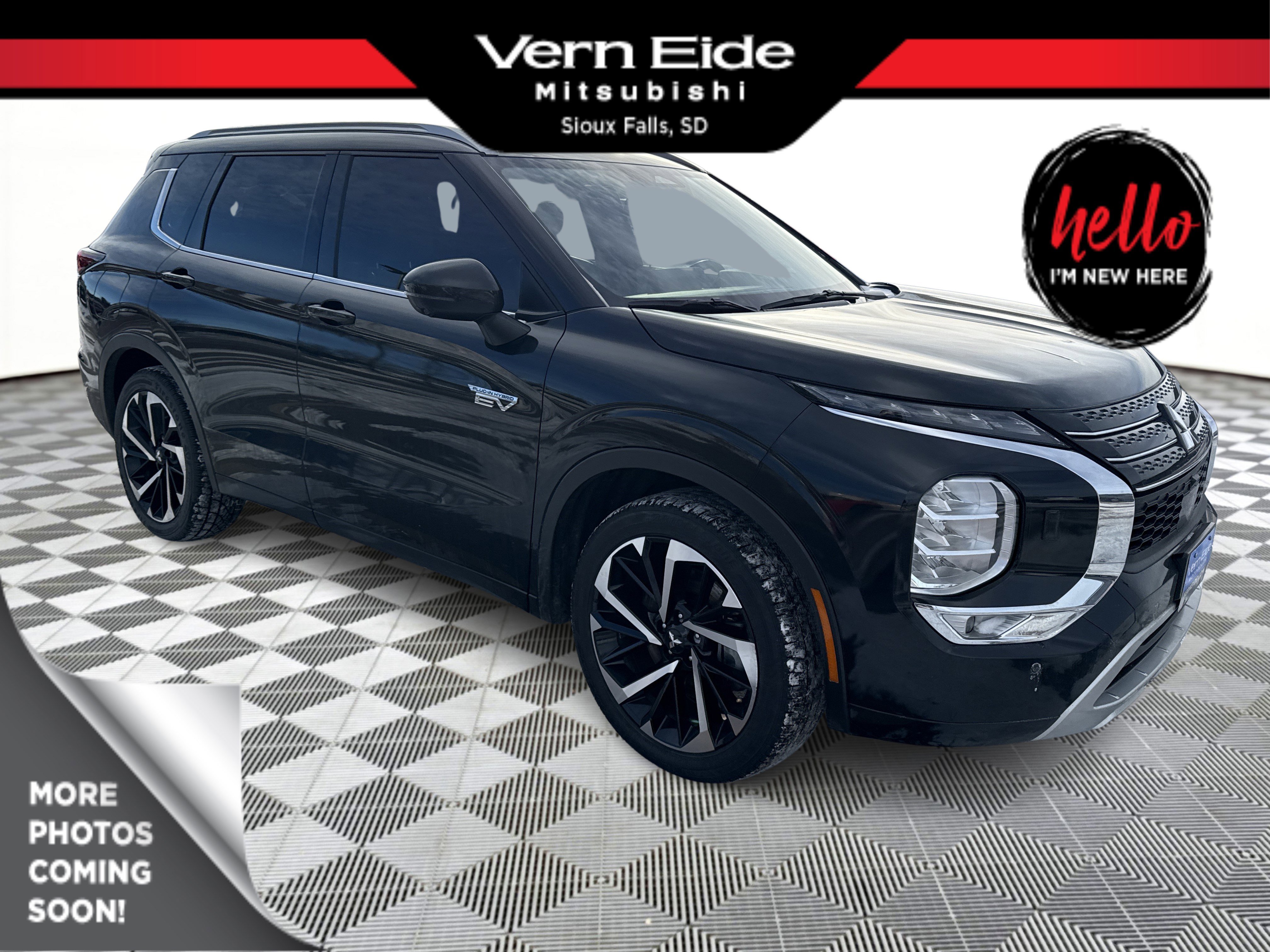 2024 Mitsubishi Outlander Plug-in Hybrid SEL's photo