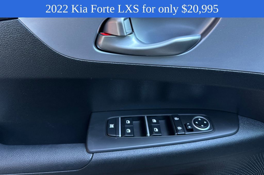 2022 Kia Forte FE LXS photo 10