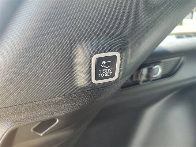 2025 Jeep Grand Cherokee Limited photo 36