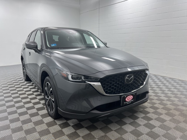 2023 Mazda CX-5 S Premium package's photo