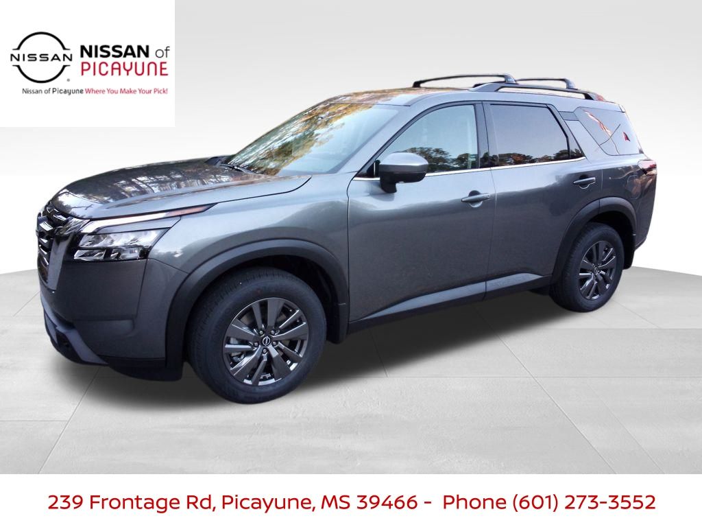 2025 Nissan Pathfinder SV's photo