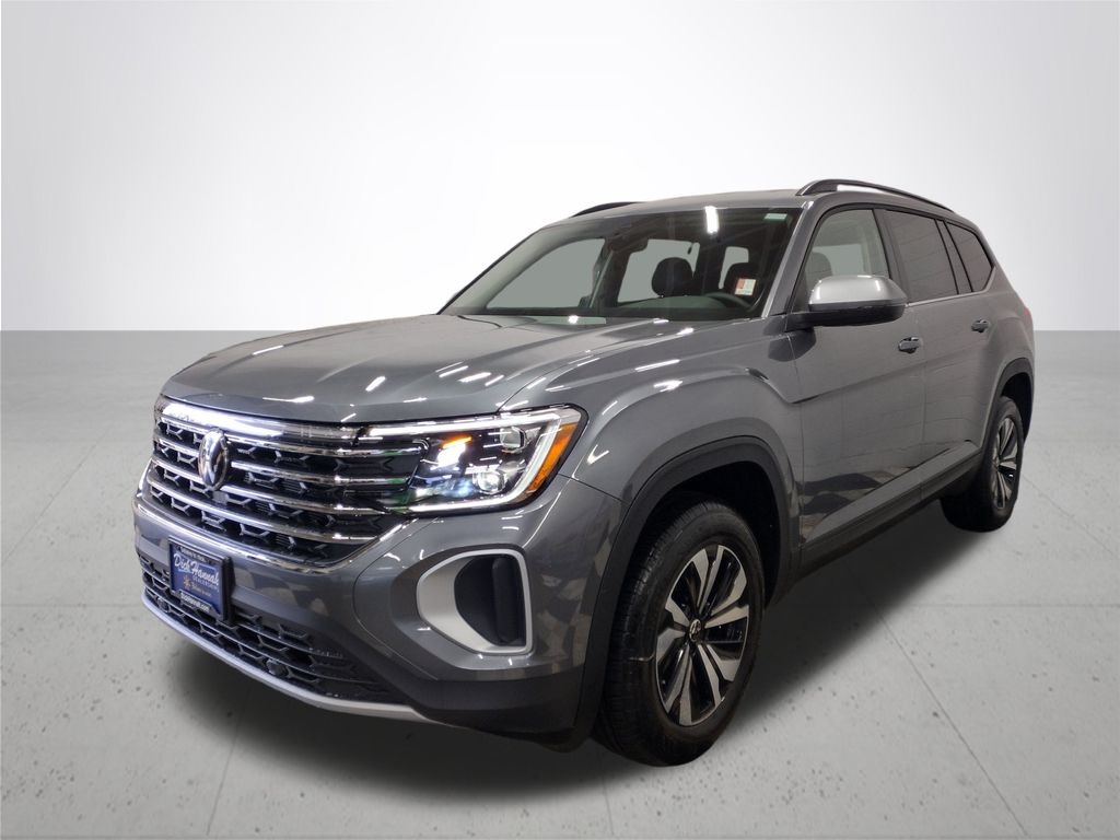 2025 Volkswagen Atlas SE photo 2