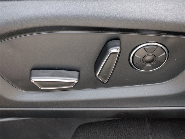 2020 Ford Explorer ST photo 22