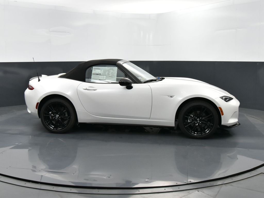 2025 Mazda MX-5 Miata Miata photo 33