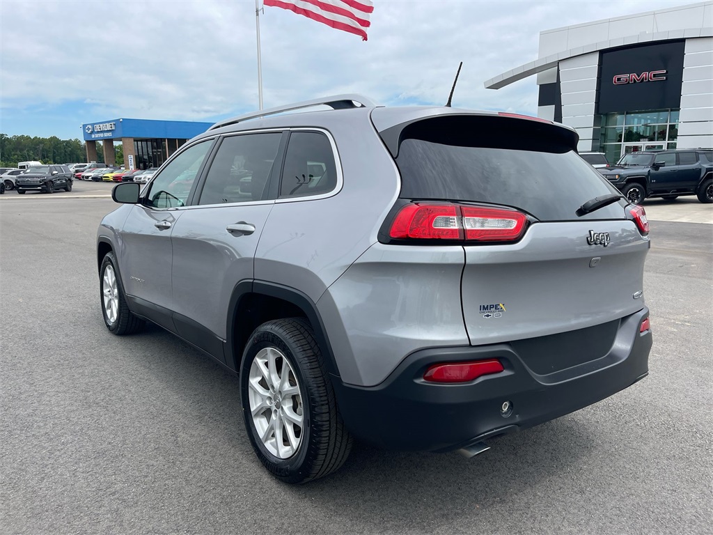 2018 Jeep Cherokee Latitude photo 3