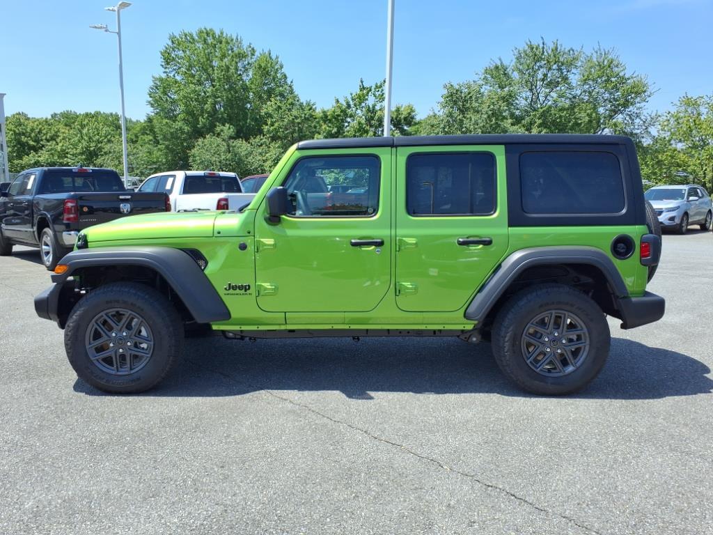 2025 Jeep Wrangler Sport S photo 4