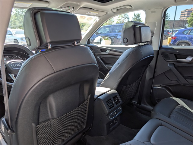 2022 Audi Q5 45 S line Premium photo 11