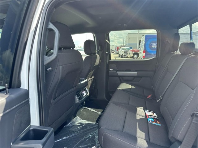 2025 Ford F-150 XLT photo 4