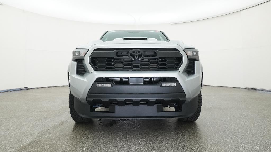 2025 Toyota Tacoma TRD Sport photo 3