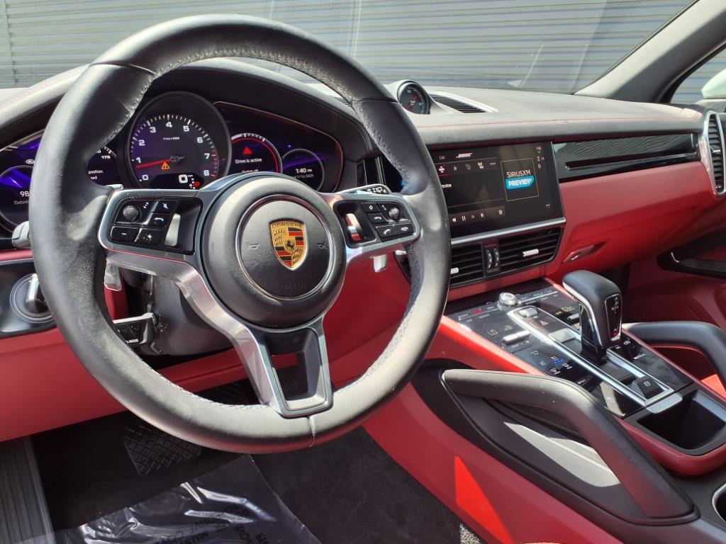 2023 Porsche Cayenne Base photo 5