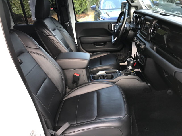 2021 Jeep Wrangler Unlimited Sahara Altitude photo 25