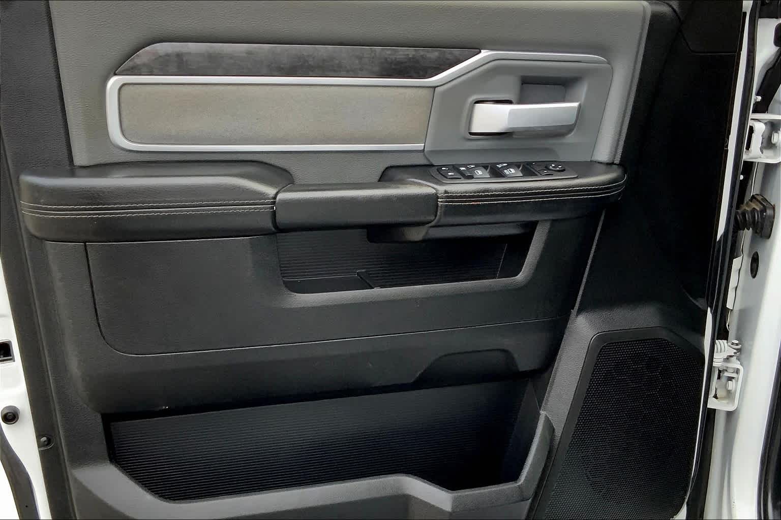 2022 Ram 3500 Big Horn photo 19