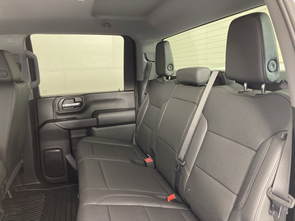 2025 Chevrolet Silverado 3500HD photo 14