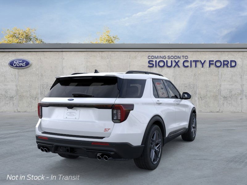 2025 Ford Explorer ST photo 2
