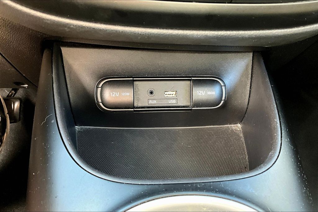 2016 Kia Soul Plus photo 12