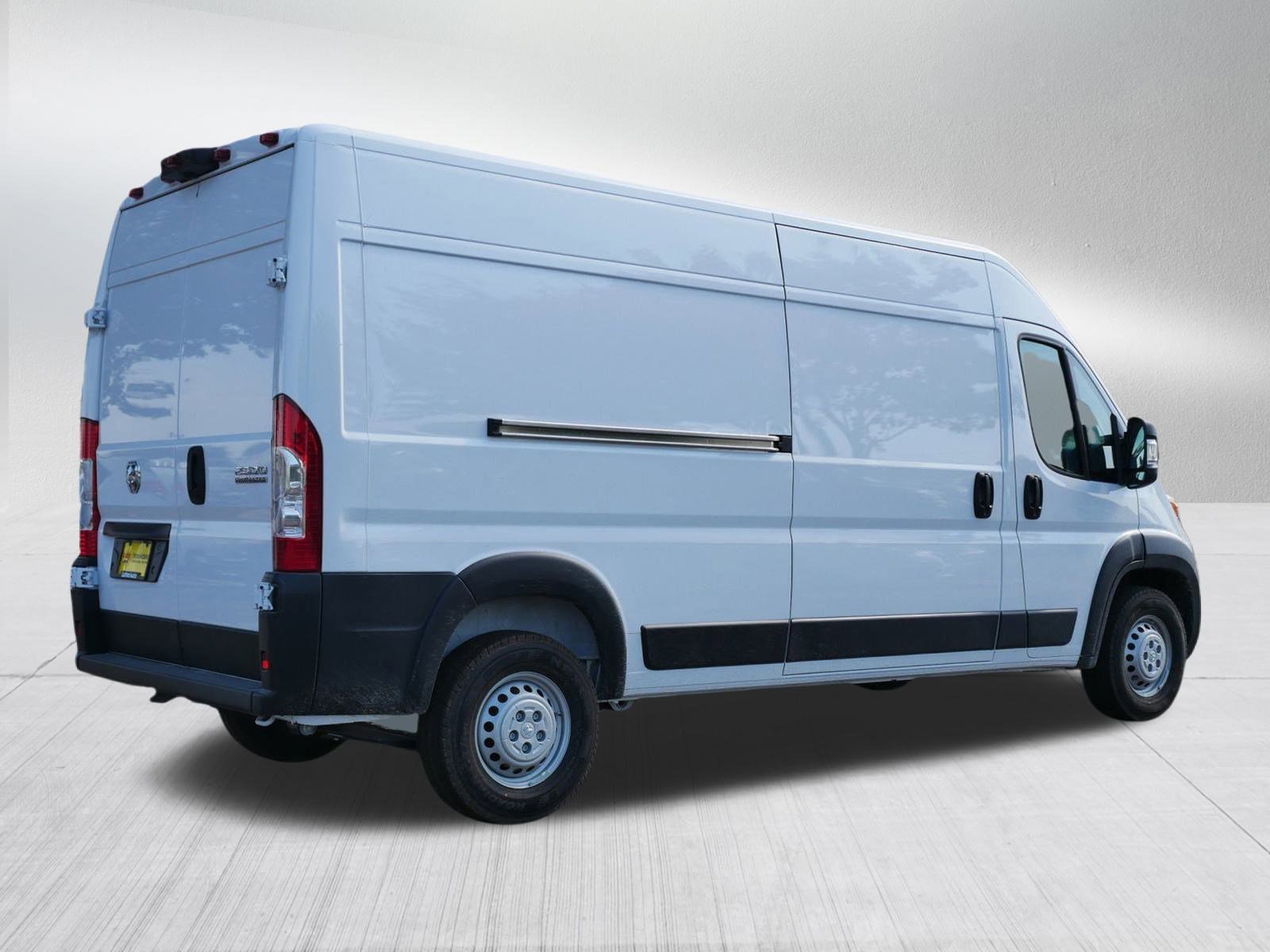 2026 Ram ProMaster 3500 photo 4