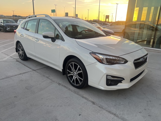 2017 Subaru Impreza 2.0i Limited photo 3