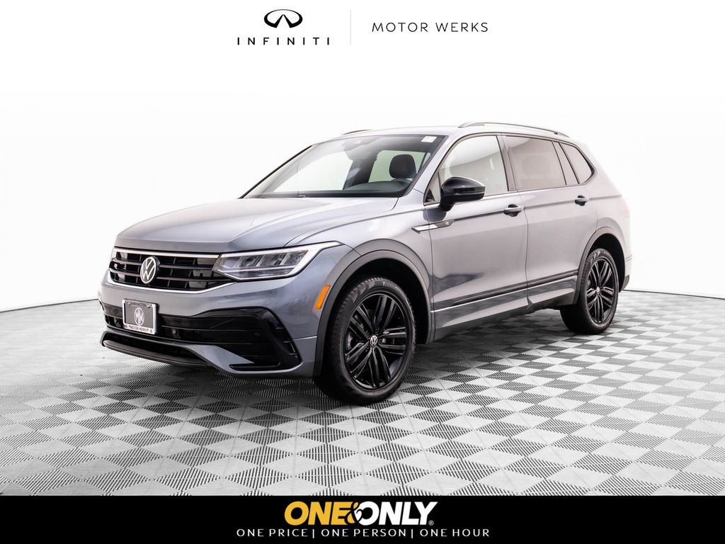 2022 Volkswagen Tiguan SE R-LINE BLACK