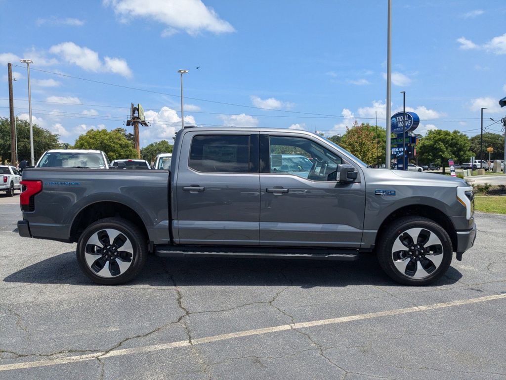 2025 Ford F-150 Lightning Platinum photo 3