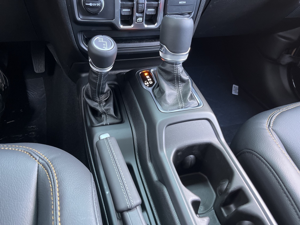 2025 Jeep Gladiator Sport photo 36