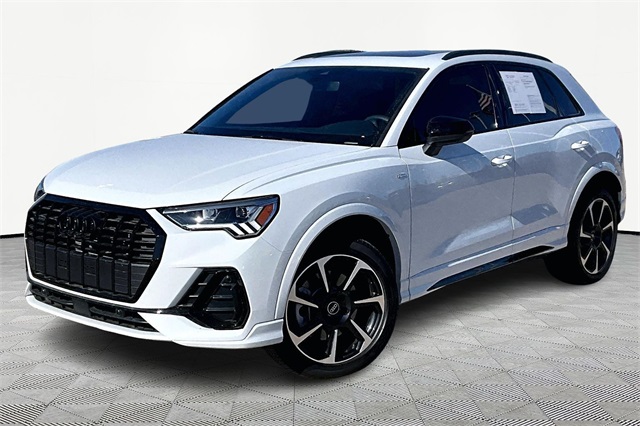 2025 Audi Q3 S Line Premium Plus's photo