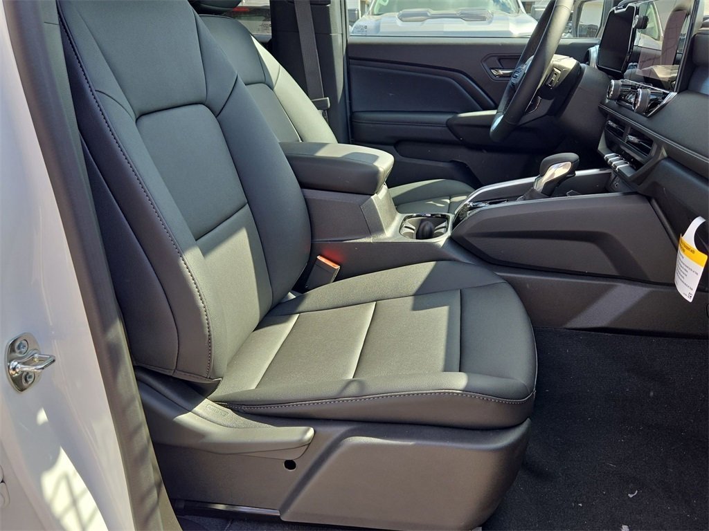 2025 Chevrolet Colorado Work Truck LT photo 31
