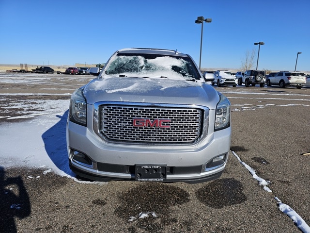 2017 Gmc Yukon Denali photo 2