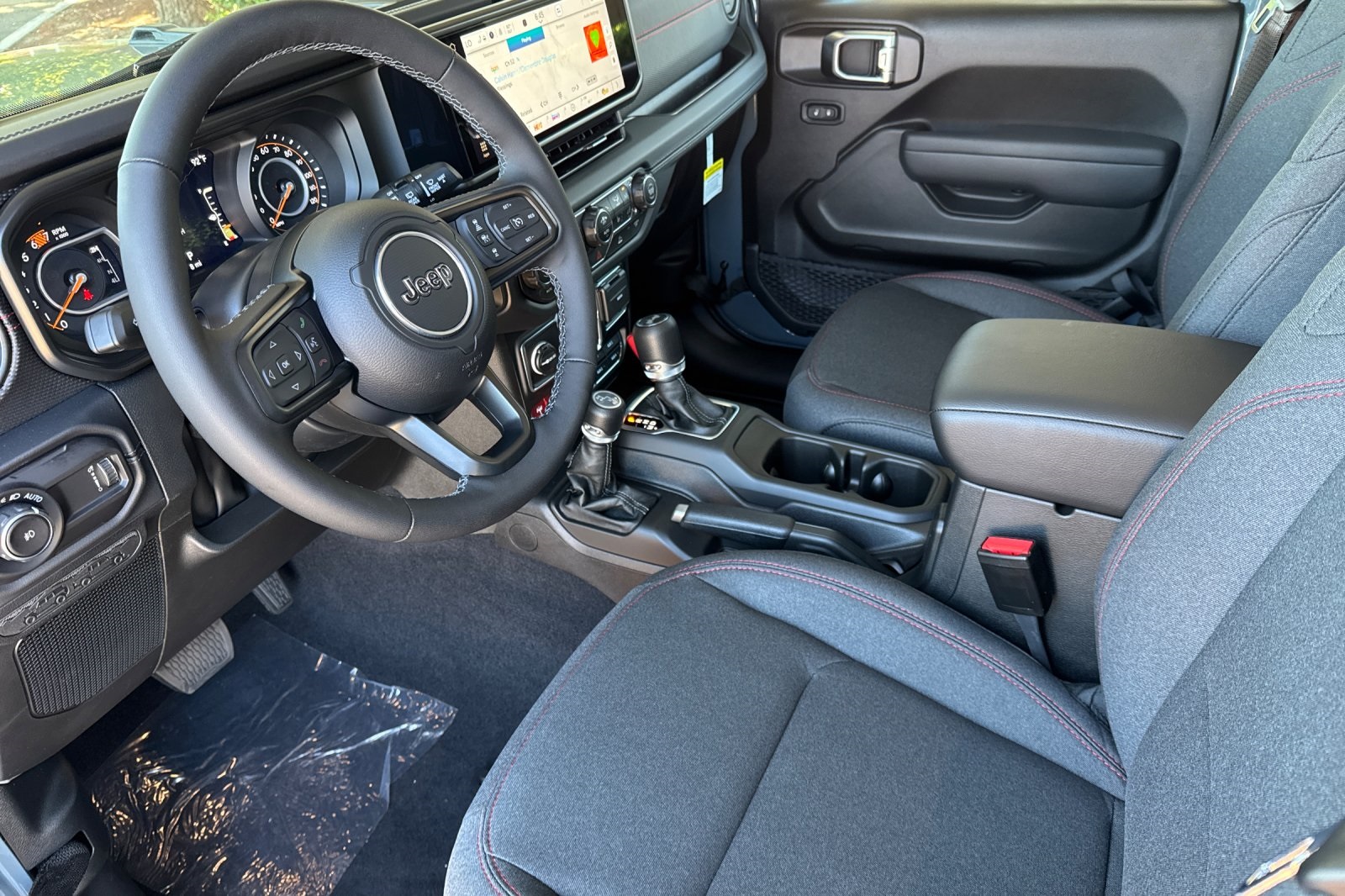 2025 Jeep Wrangler Rubicon photo 9