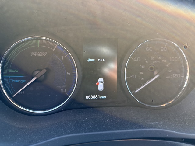 2021 Mitsubishi Outlander PHEV SEL S-AWC photo 4