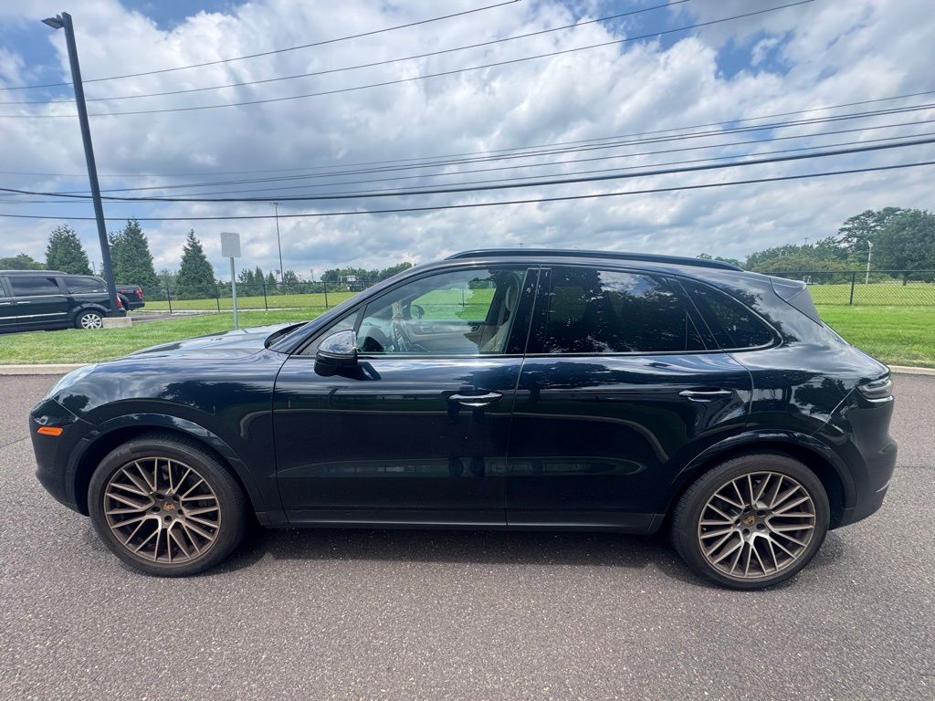 2023 Porsche Cayenne S Platinum Edition photo 7