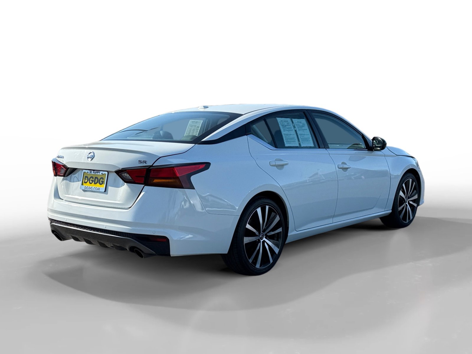 2022 Nissan Altima 2.5 SR photo 5