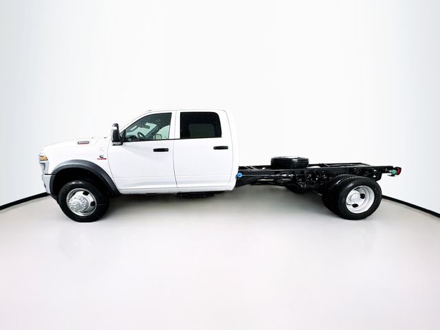 2025 Ram 5500 Tradesman photo 4