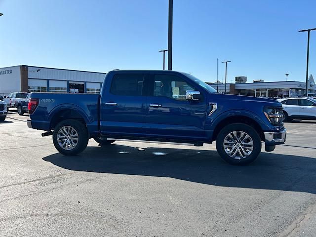 2025 Ford F-150 XLT photo 8
